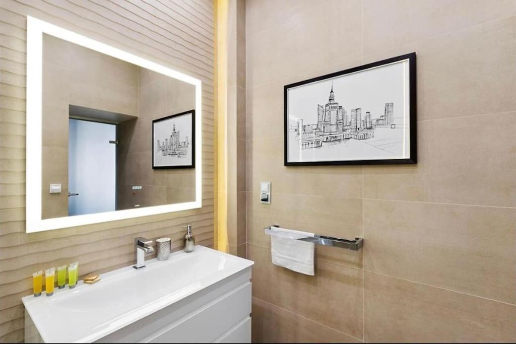 Nowy Swiat 60 - 170 M Do Metra - Prywatne Mieszkanie W Centrum Warszawy - Better Rental Varsóvia Exterior foto